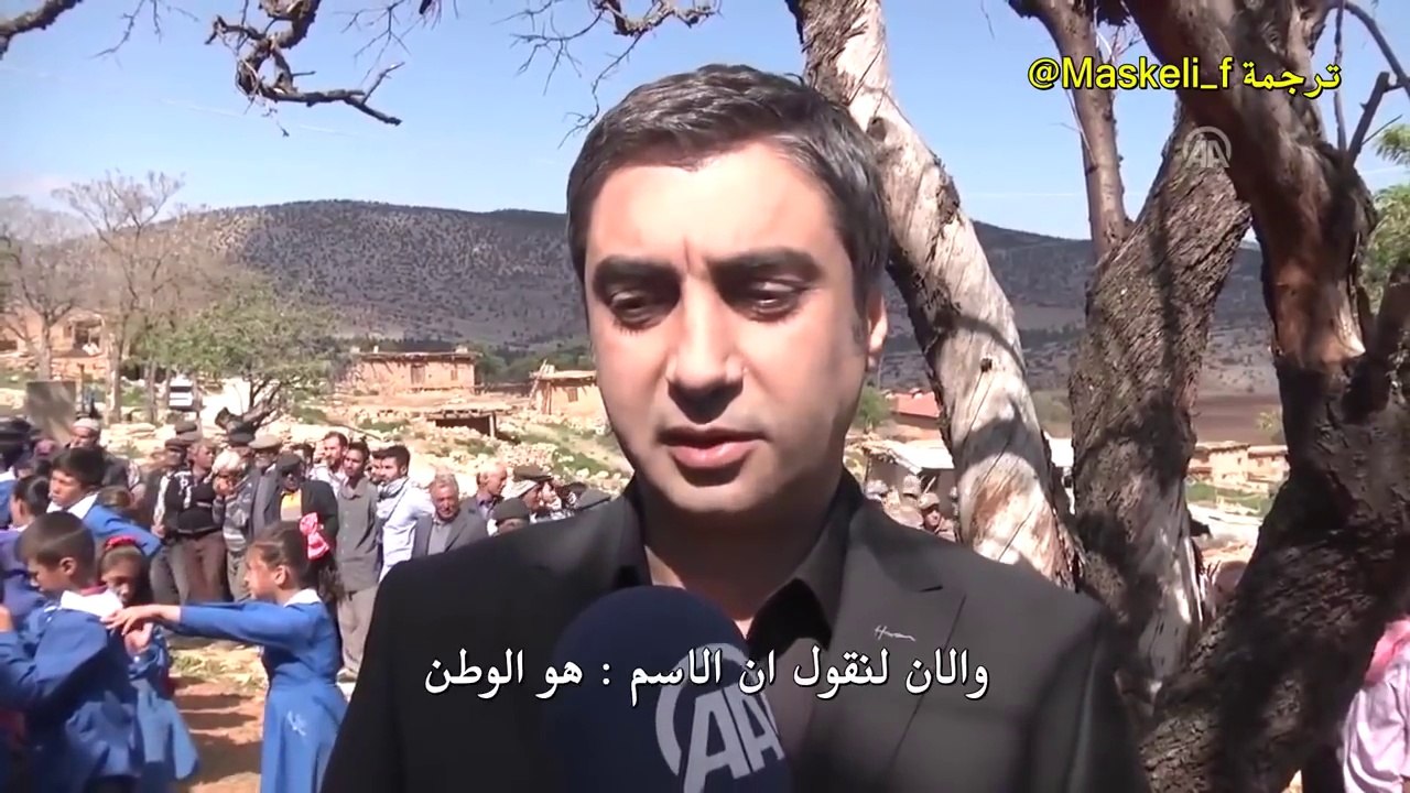 لقاء  مع أبطال فيلم وادي الذئاب الوطن مترجم للع...