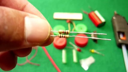 Coche Aeropropulsado con Luces y Retro Fácil de hacer