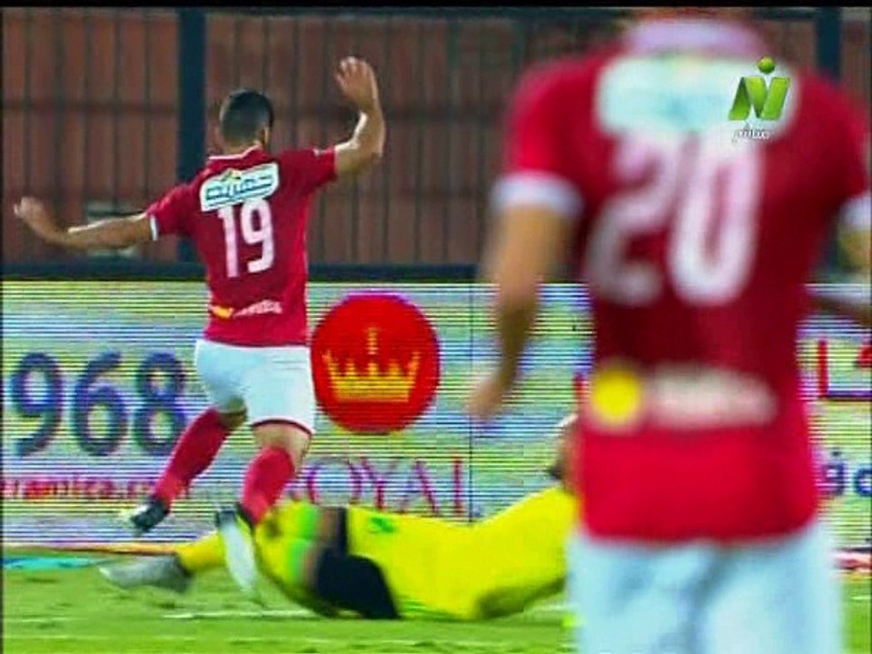 رضا البلتاجي تحكيميا الاهلي ضربتين جزاء ضد الجيش النيل للرياضة