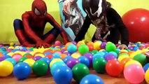 GIANT BALL Surprise Cup DINOSAURS Spiderman and Venom Playing Dinosaur Cars Kinder Surpris