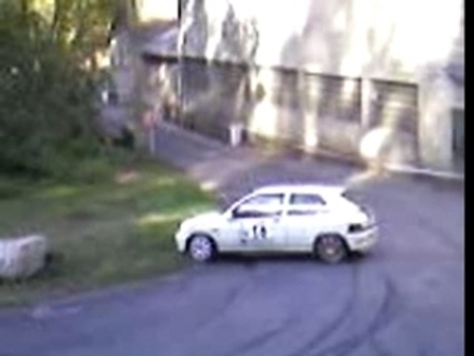 Clio blanche
