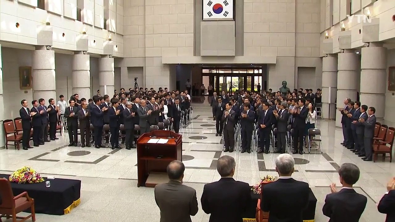 조재연·박정화 대법관 취임 "여러 목소리 반영" / YTN