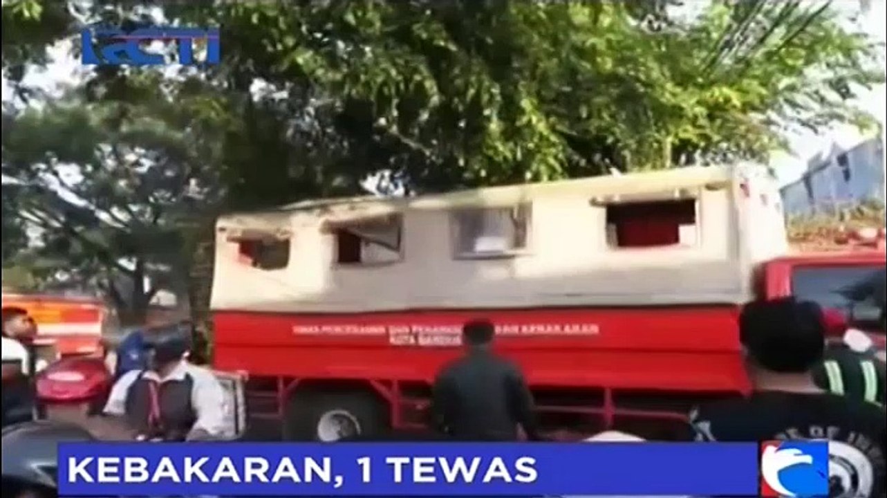 Petugas Pemadam Kebakaran Tewas saat Menjinakkan Api