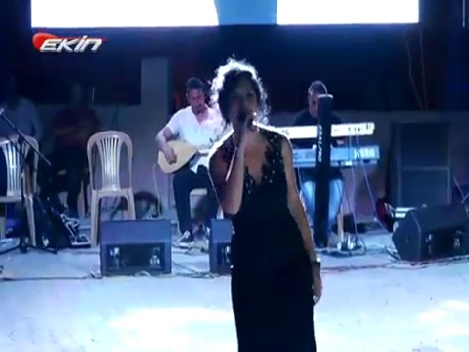 Asli Şahin Erik Dali