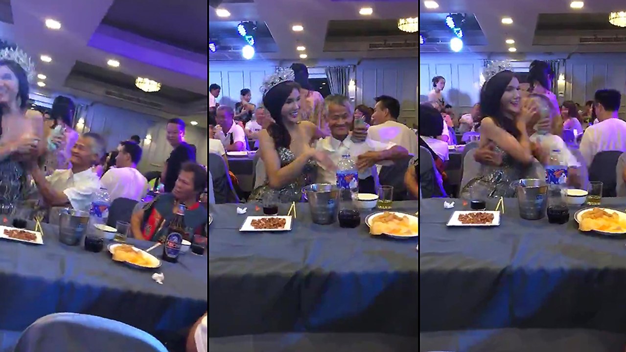 Un mariage où tout le monde ne semble pas très heureux
