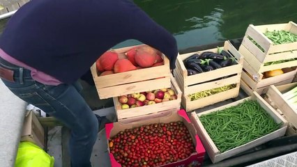 Strasbourg: un marché flottant à la rencontre des habitants