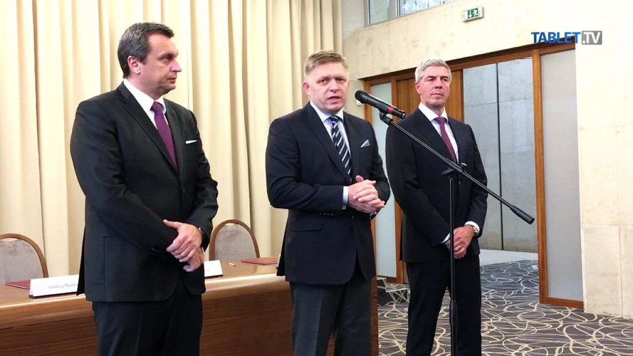 ZÁZNAM: Podpis dodatku ku koaličnej zmluve