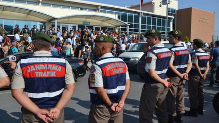 Recomeça julgamento dos jornalistas do Cumhuriyet