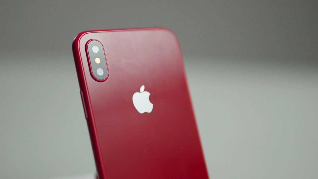 Unboxing an iPhone 8 Dummy