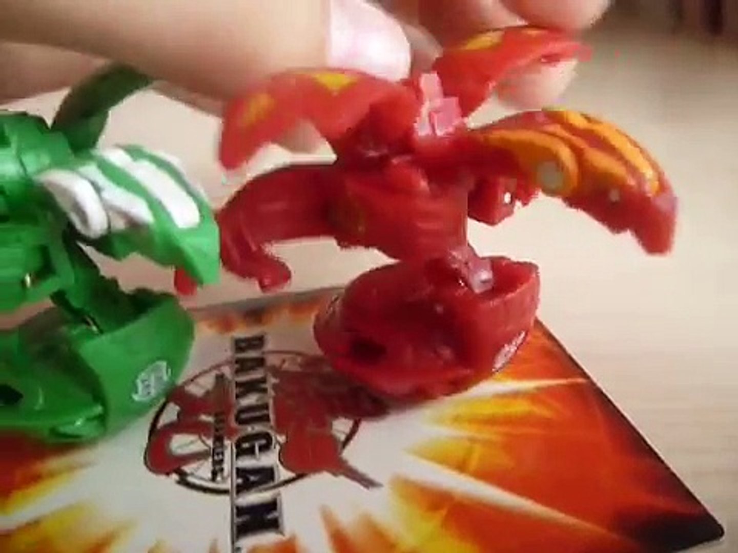 ⁣Bakugan Gundalian Invaders : Pyrus and Ventus Blitz Dragonoid