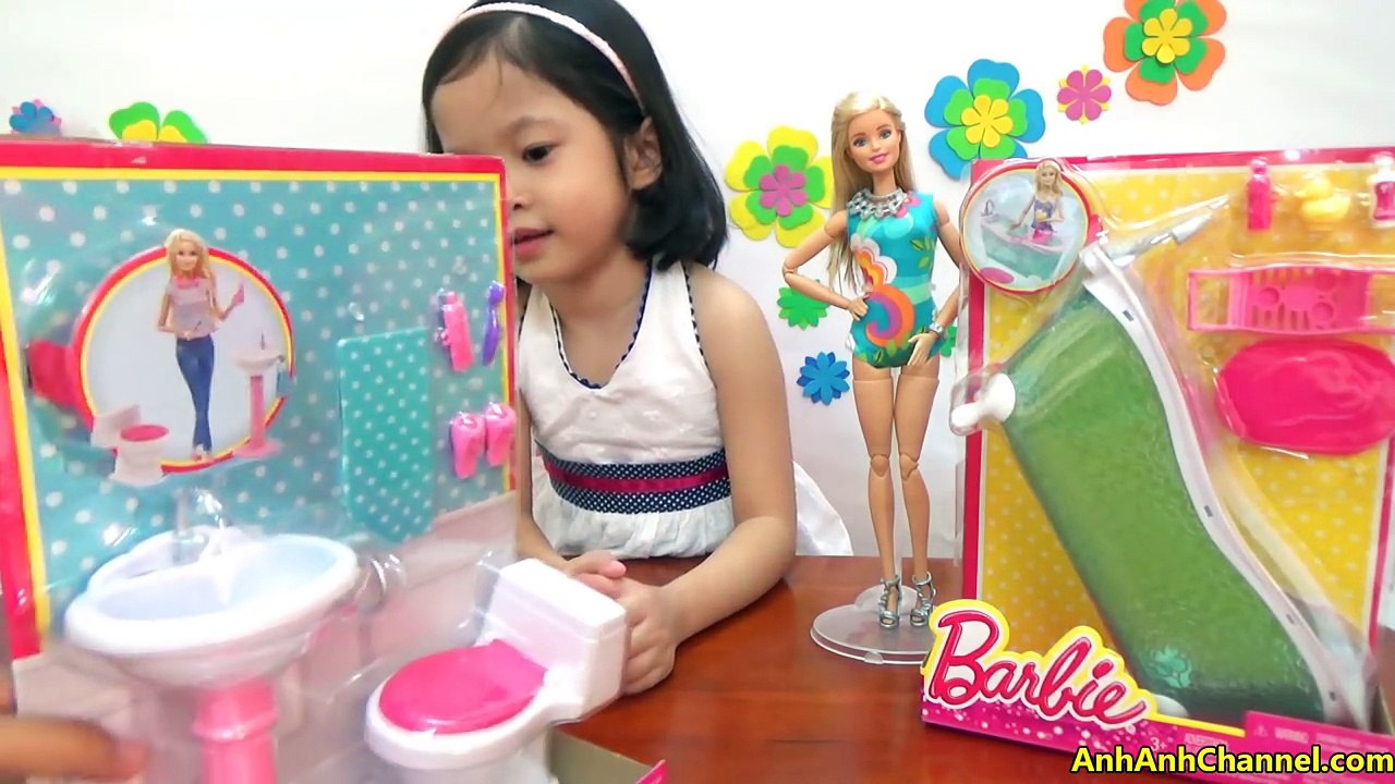 Phụ kiện búp bê Barbie - bồn tắm và toilet của Barbie - AnhAnhChannel.com (Táo đỏ)