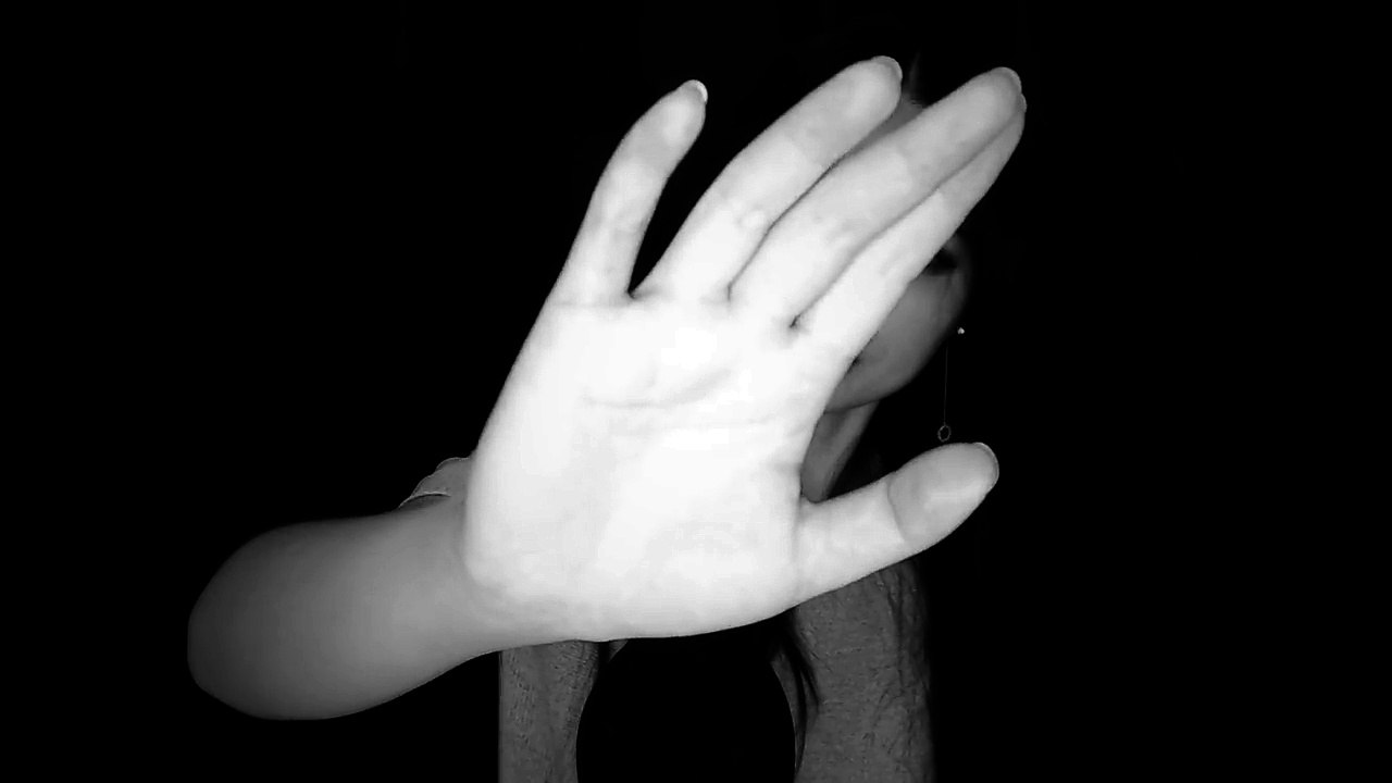 [ASMR] Fall Asleep Within 30 Minutes! (Finger Flutters & Hand Movements)