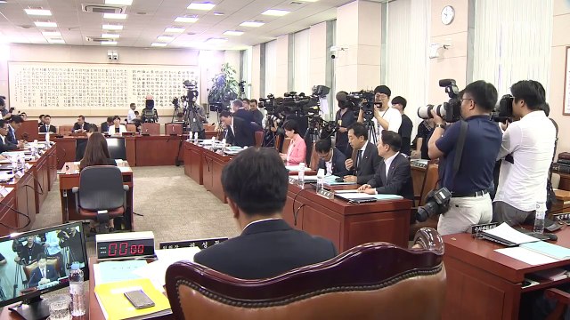 이유정 헌법재판관 후보자 사퇴... 국민 눈높이 안 맞아 사과 / YTN