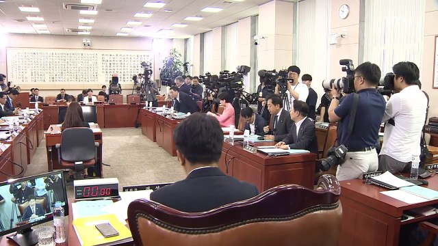 이유정 헌법재판관 후보자 사퇴... 국민 눈높이 안 맞아 사과 / YTN