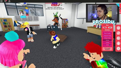 NOSSO PRIMEIRO DIA DE AULA no ROBLOX