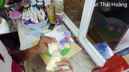 Vừa ra lò 1 giỏ hoa đủ sắc màu