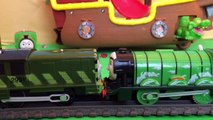 Thomas & Friends Minis Pirate Treasure Hunt - Worlds Strongest Engine Thomas the Tank Engine