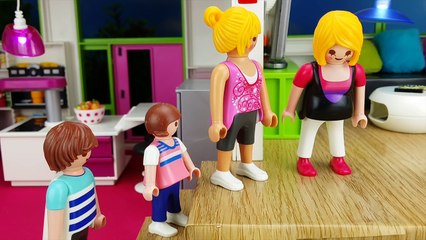 Playmobil en español 1ª# La bebé nace Juguetes