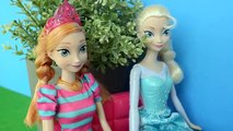 La Sí en congelado paraca el Elsa lleva hijas barbie parquinho completo portugues disney tototoykids