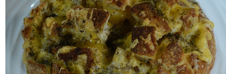 خبز بالجبنة بالخطوات السهلة