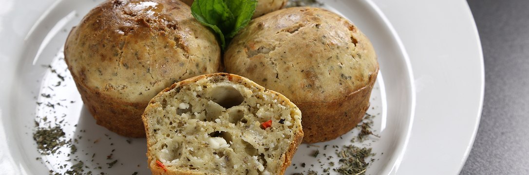 خطوات سهلة لتحضير مافن بجبنة الفيتا