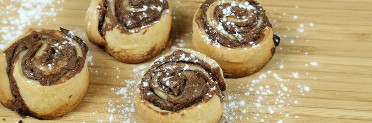 خطوات سهلة  لتحضير نوتيلا كب كيك