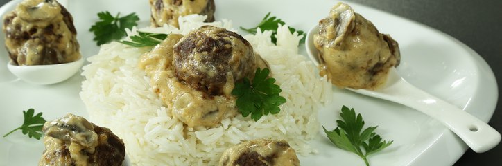 خطوات سهلة لتحضير بيكاتا اللحم بالفطر