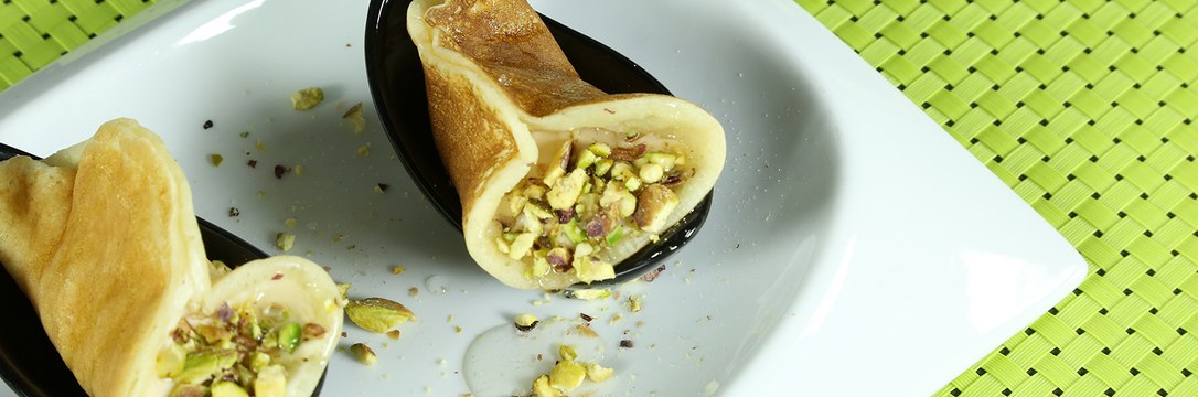 خطوات تحضير حلى القطايف بالقشطة