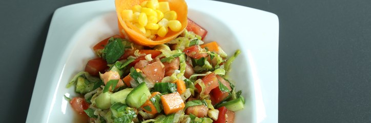 سلطة الخضار الناعمة  بالخطوات الكاملة