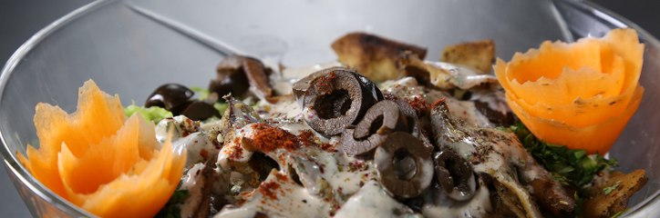 خطوات تحضير  سلطة الخس بالزعتر