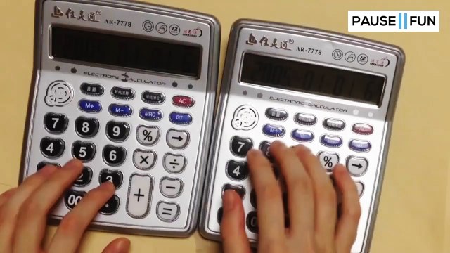 Il joue Despacito avec 2 calculatrices !