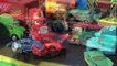 Des voitures Oeuf géant foudre jouer jouets Mcqueen surprise doh disney pixar minecraft lego thom