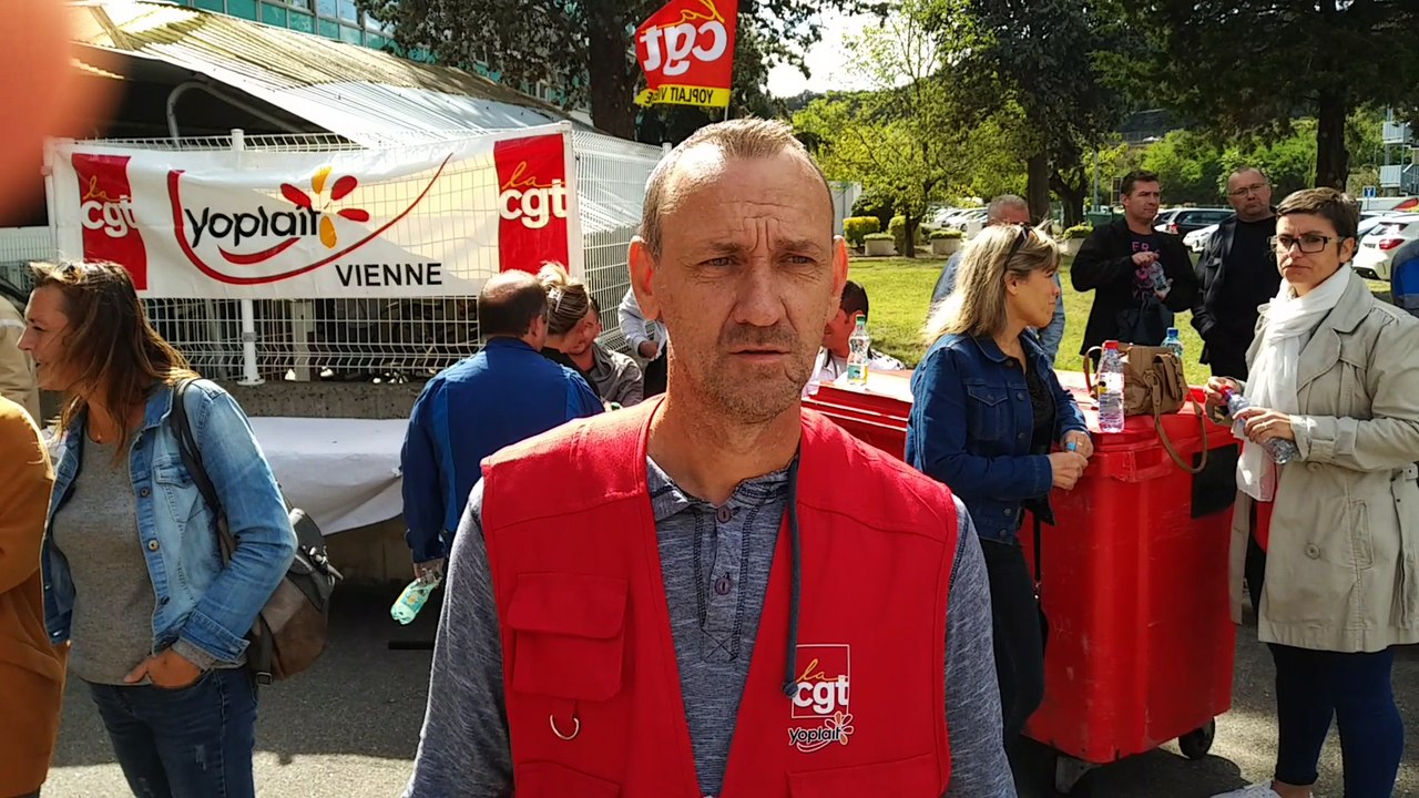 Manifestation devant Yoplait