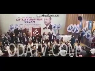 AKP kongresinde yumruklu kavga