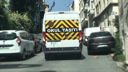 Okul Servisinde Uyuyakalan Çocuk, Servis Şoförü Tarafından Çıkartıldı