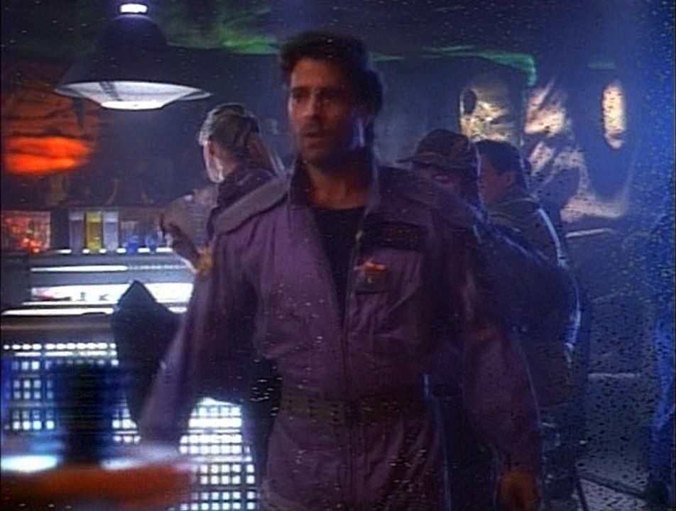 Space Rangers  E06 - Unter Verdacht