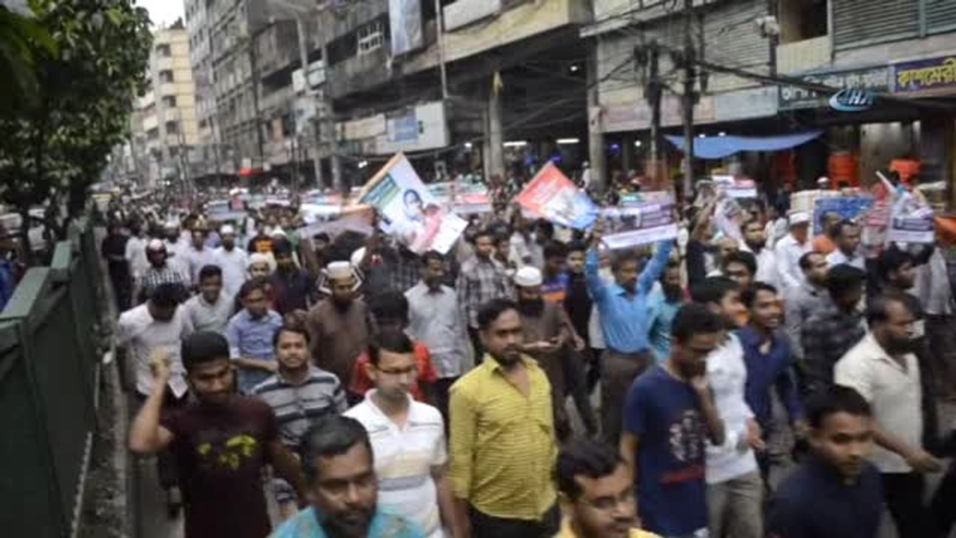 ⁣Bangladeş'te Arakan İçin Protesto