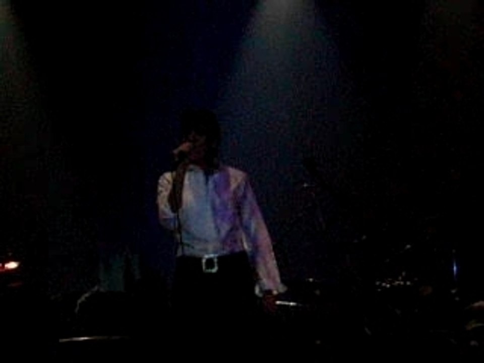 JIL CAPLAN - ENTRE LES TOMBES