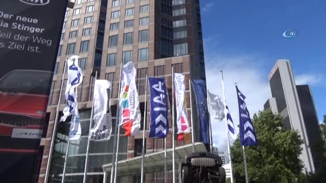 67. Frankfurt Otomobil Fuarı Başladı- Geleceğin Otomobilleri Görücüye Çıktı