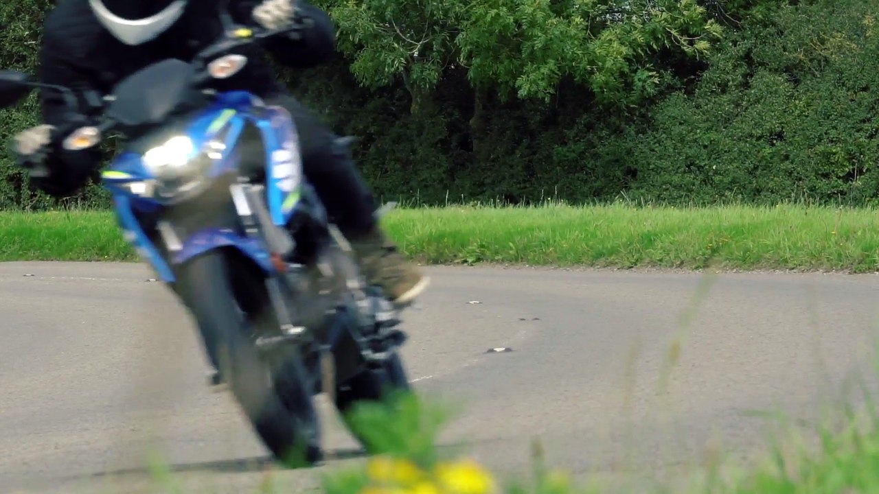 Suzuki GSX-S Riding Video