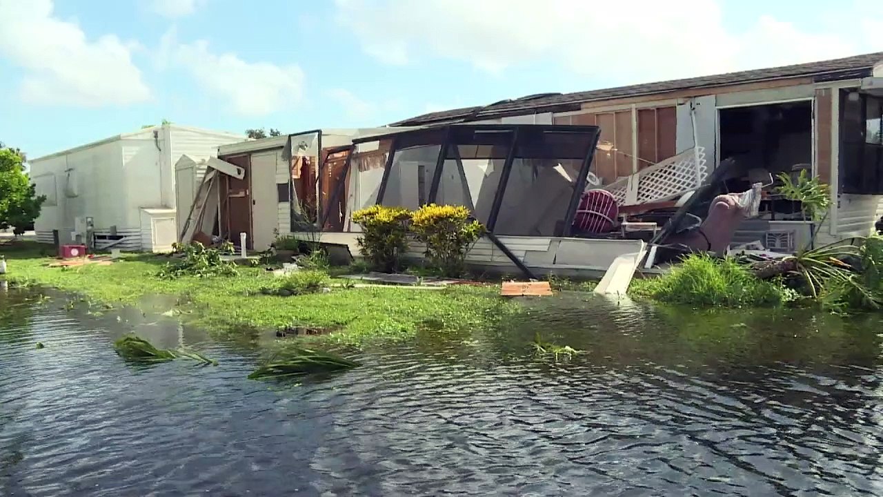 Floride: les maisons préfabriquées paient un lourd tribut à Irma