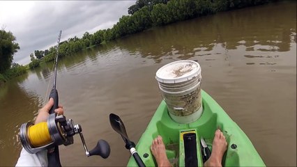 Catching A DINOSAUR Alligator Gar From Kayak