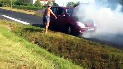 Quand un moteur de voiture s'emballe