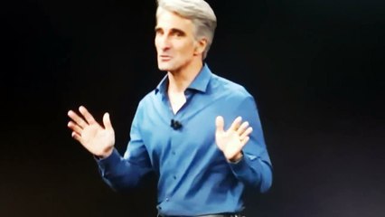 Le Face ID pour déverrouiller le nouvel iPhone bug en pleine keynote