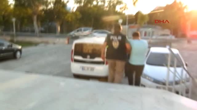 İzmir Fetö Yalanıyla 2 Milyon TL'lik Vurgun Yapan Çete Üyeleri Yakalandı