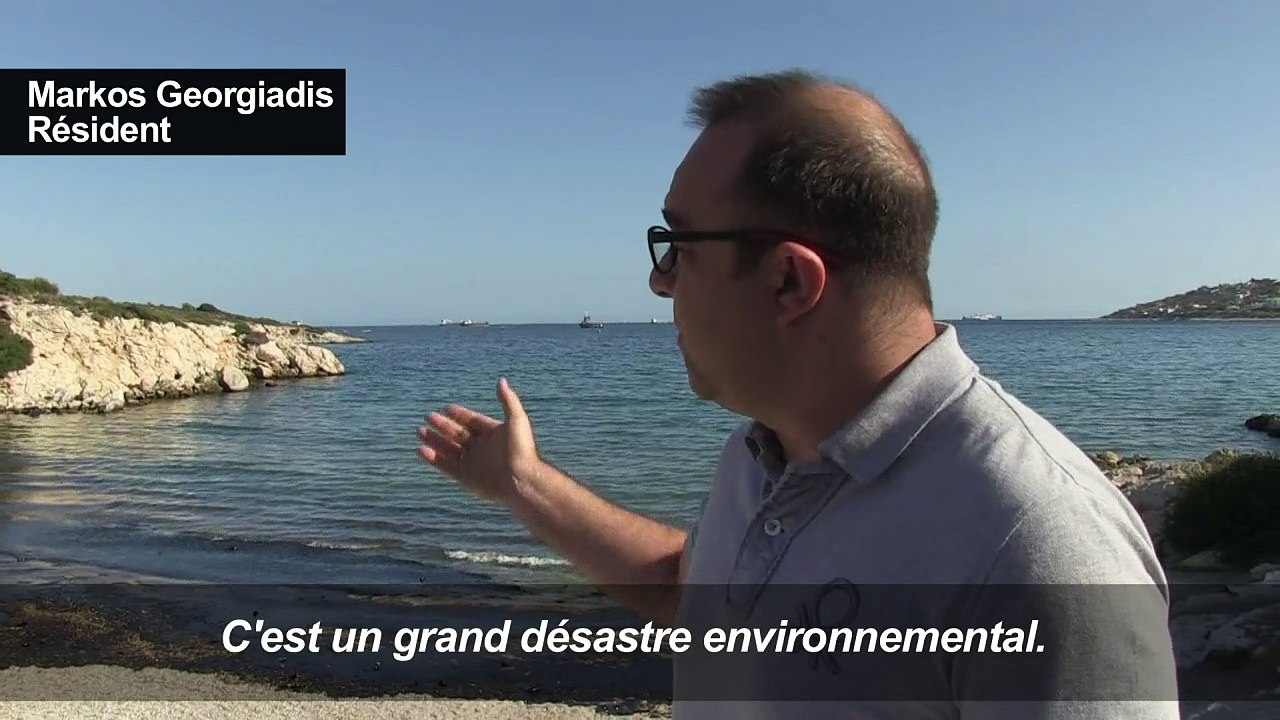 Grèce : pollution à Salamine par le naufrage d'un pétrolier