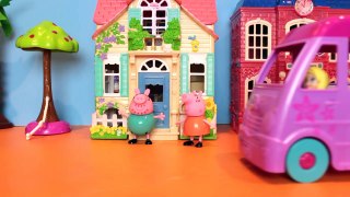 Polly Pocket Pig George e familia Peppa Pig vão ao CINEMA em Português Disney Kids Brasil