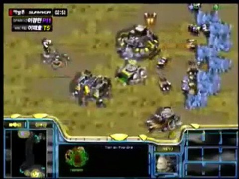 이경민 vs 이재호 상대방 기지에서 뽑는 다크 템플러?? 역사상 최초의 전략 horang2 vs Light 스타크래프트 명경기