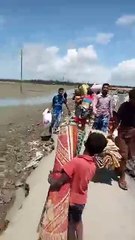 শাহ পরির দ্বীপ থেকে প্রতি নিয়ত রোহিঙ্গা আসছে।