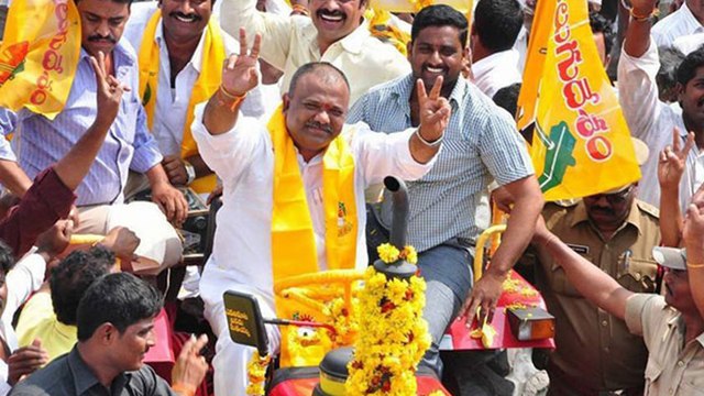 Gurajala MLA Yarapathineni Srinivasa Rao Did A Good Job శభాష్ అనిపించుకున్న ఎమ్మెల్యే...| Oneindia